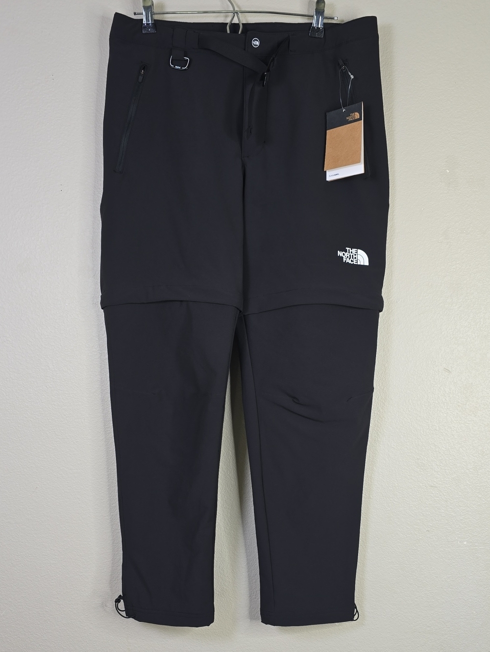 The North Face Men's Paramont Proconvertable Black Convertible Pants Size M NwT.